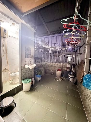 LÝ THÁI TỔ QUẬN 10, 4 TẦNG 5PN CÁCH 10M RA Ô TÔ, HẺM TRƯỚC NHÀ 3M SẠCH