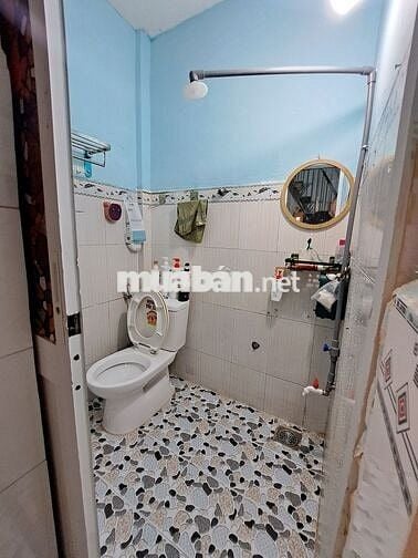 Chính chủ cho thuê nhà nguyên căn. 1 trệt 1 lầu 2pn 1wc 1bep