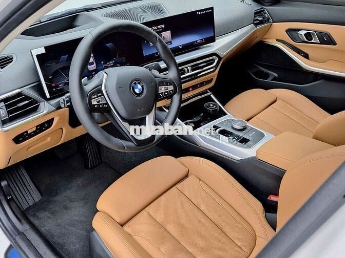 BMW 320i Sport Line model 2025 - 12000 km