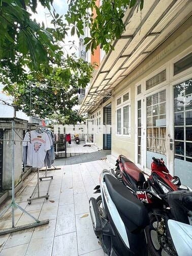 Bán CHDV 4 Tầng - Thu nhập 140tr/tháng - Quốc Lộ 13, Thủ Đức