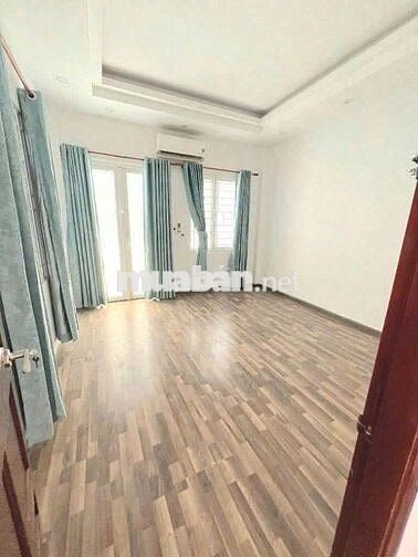 NHÀ VỊ TRÍ ĐẸP-189D Nguyễn Hồng Đào, P14, Tân Bình-4x18m, 3 Tầng,170m2