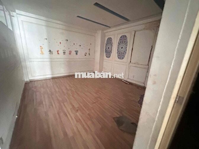 Cho thuê mb 1 trệt 3 lầu 5pn 4wc mặt tiền Nguyễn Văn Đậu Bình Thạnh