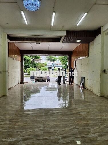 Nhà 2 tầng đường Lê Đại Hành ngang 6m có mbkd