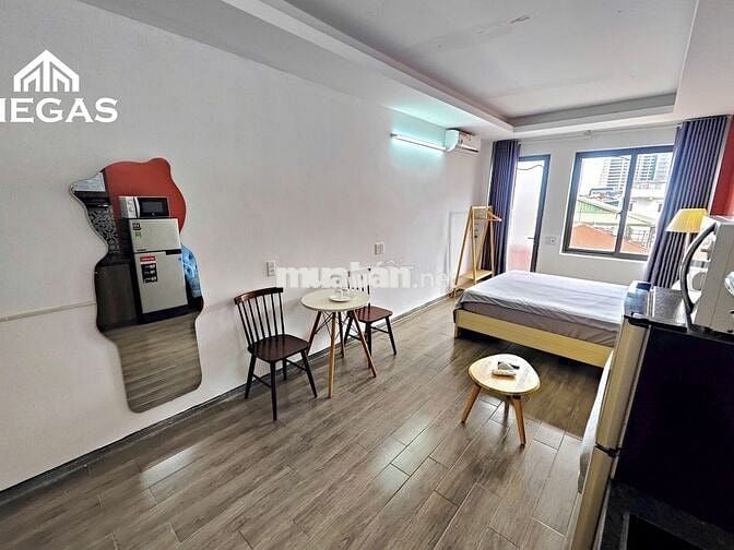 CHO THUÊ CĂN HỘ STUDIO FULL NỘI THẤT BAN CÔNG NGAY TẠI ĐỘI CẤN BA ĐÌNH