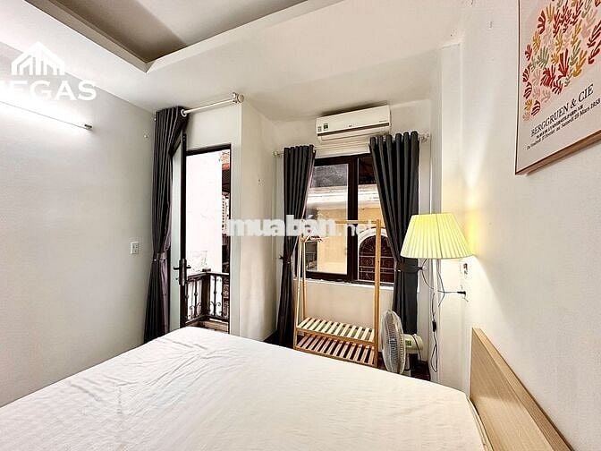 CHO THUÊ CĂN HỘ STUDIO FULL NỘI THẤT BAN CÔNG NGAY TẠI ĐỘI CẤN BA ĐÌNH