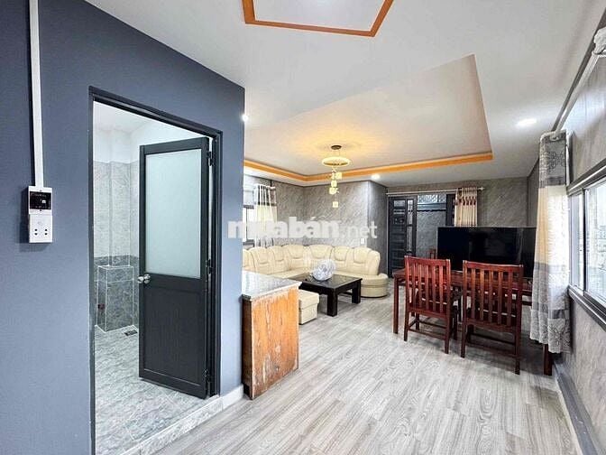 🔊Cho thuê PENTHOUSE tách bếp 60m2 CMT8 - Q10 Full nội thất giá chỉ 9tr