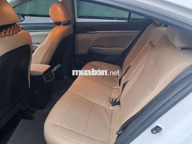 Chính chủ bán Elantra mt sx2019 đk 16/12/2020