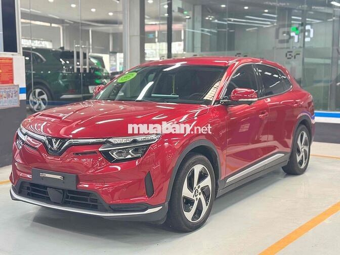 Sẵn lô VF8s 2024 mua Pin CATL Đủ màu Odo < 50km