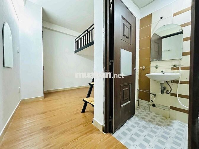 Phòng Trọ Gác Giá Rẻ Từ 3 Triệu, Có Máy Lạnh, Free Gửi Xe, Giờ Tự Do