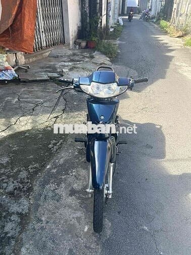 xe 50 cho học sinh đi học.