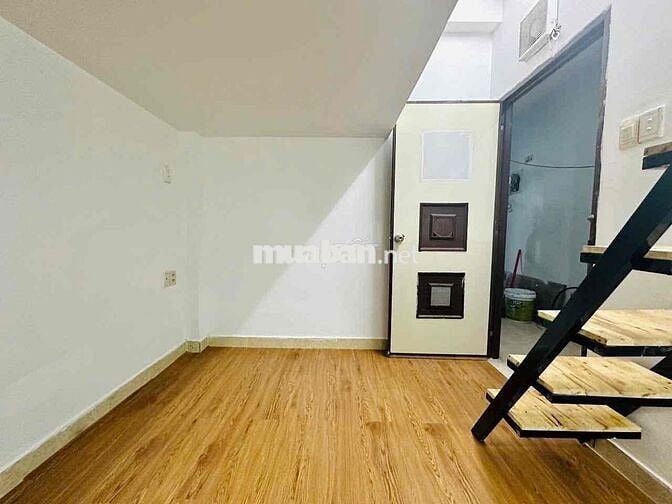 Phòng Trọ Gác Giá Rẻ Từ 3 Triệu, Có Máy Lạnh, Free Gửi Xe, Giờ Tự Do