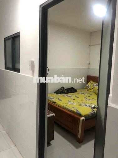 Nhà hẻm thông 4m, có thêm sân trước để hơn 5 xe máy