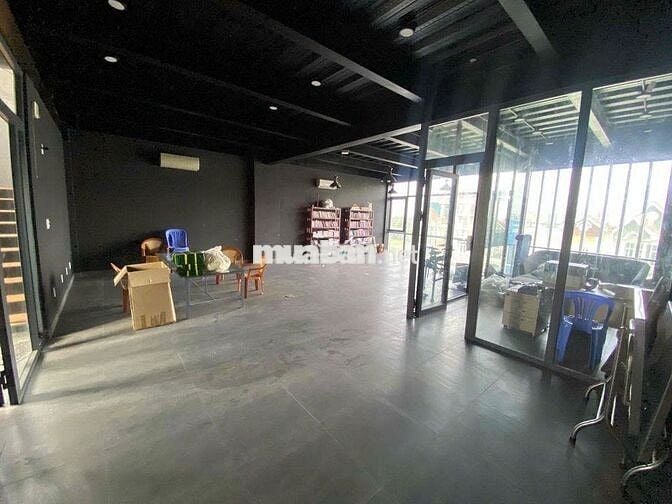 Cho thuê nhà mặt tiền đường Tân Kỳ Tân Quý, dt 8x20 trệt 3 lầu