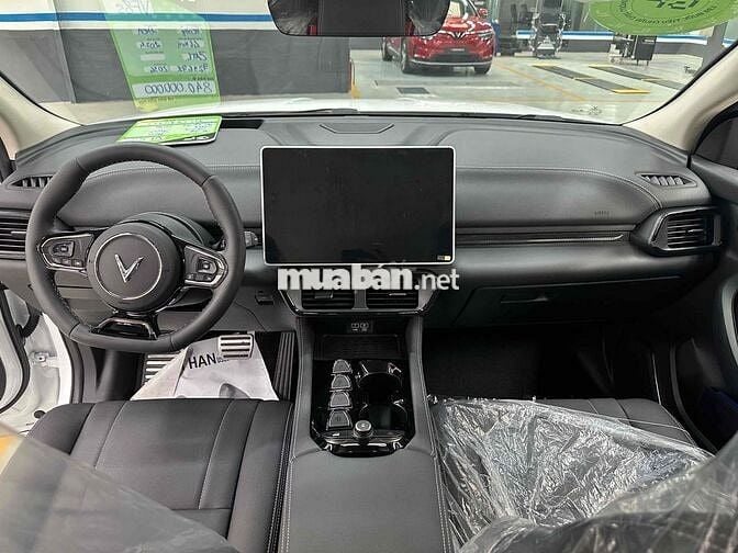 Sẵn lô VF8s 2024 mua Pin CATL Đủ màu Odo < 50km