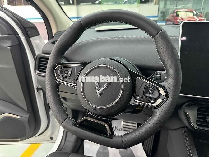 Sẵn lô VF8s 2024 mua Pin CATL Đủ màu Odo < 50km