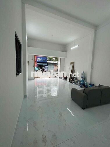 🔴Cho thuê mặt bằng MẶT TIỀN Lạc Long Quân 4,5x9 mới 100% WC riêng 19tr