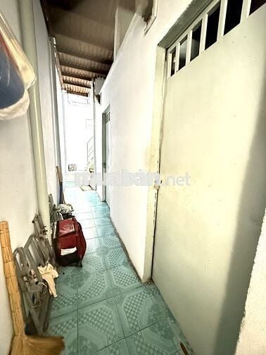 Bán nhà Q11 đường Lạc Long Quân MT chợ 4 X 17m 3L 10PN kinh doanh tốt