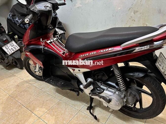 AB 9 chủ đời 2008