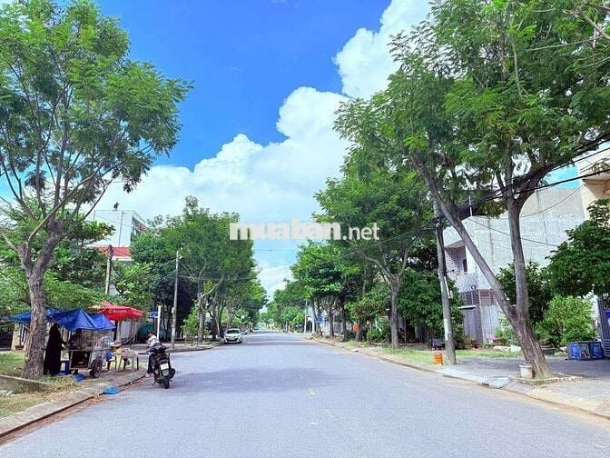 Bán cặp đất mặt tiền đường Nguyễn Đăng Giai giao Lê Đức Thọ, Sơn Trà