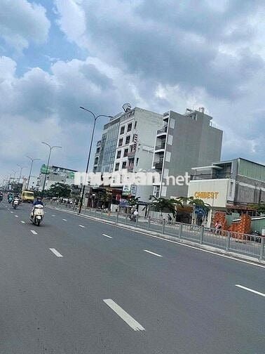 CHO THUÊ TÒA BUILDINH MỚI XÂY, MẶT TIỀN DƯƠNG QUẢNG HÀM (HẦM 6 LẦU)