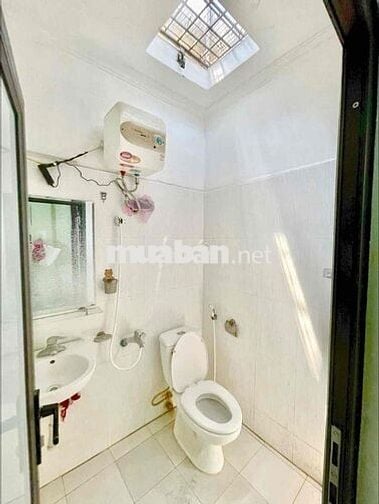 Phòng cho thuê đg Đội Cấn, 25m2, VS khép kín, sạch sẽ