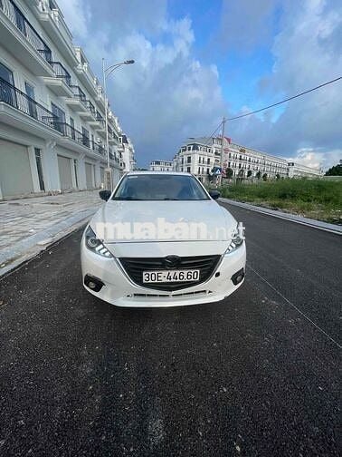 Mazda 3 2017 1.5 AT Sedan - 80000 km