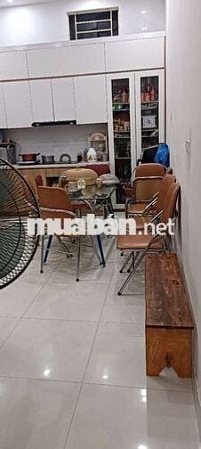 Cho hộ gia đình thuê nhà nguyên căn