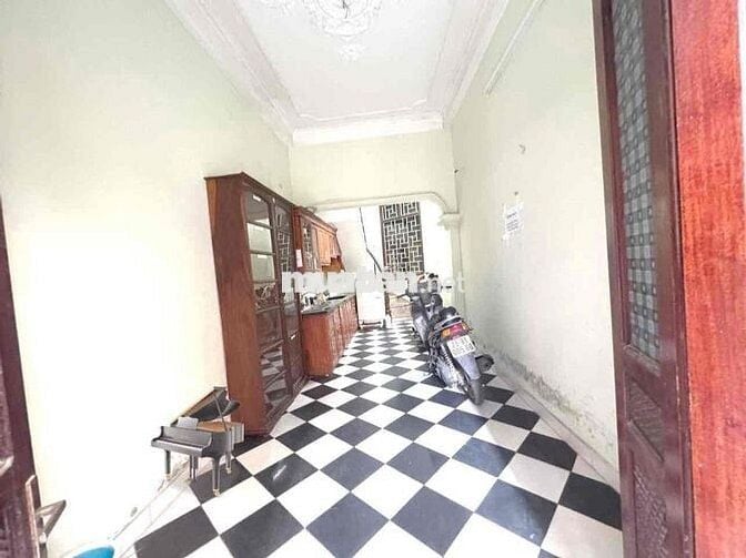 Phòng cho thuê đg Đội Cấn, 25m2, VS khép kín, sạch sẽ