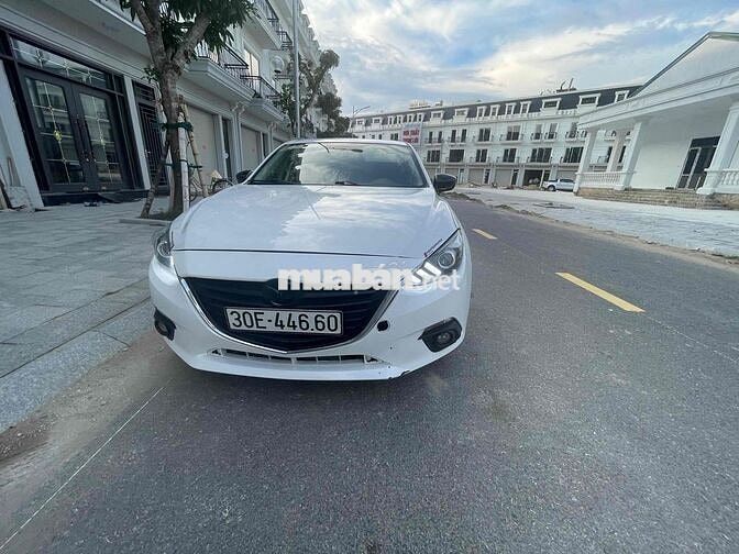 Mazda 3 2017 1.5 AT Sedan - 80000 km