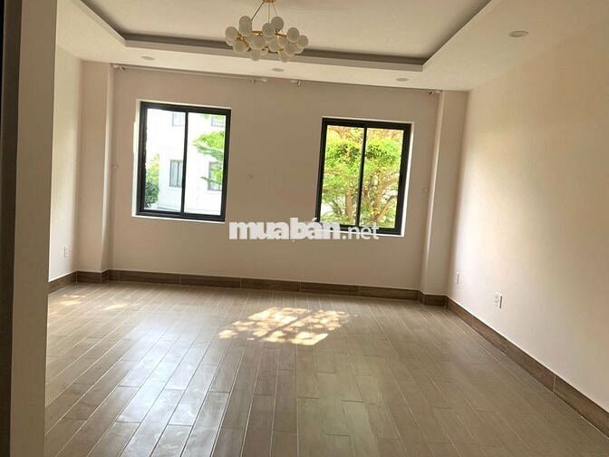 Chính Chủ cho thuê nhà mới 135/17B Nguyễn Hữu Cảnh, P22, Bình Thạnh