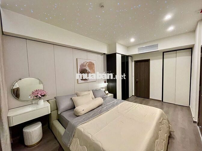 Centery : 121m2, 3pn3wc ,full NT mới 100%, giá thuê 22tr/tháng