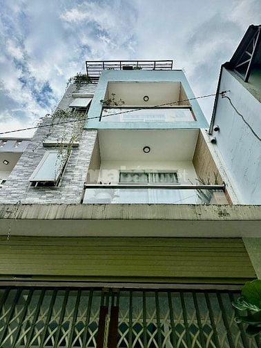 Bán nhà chính chủ Quận Gò Vấp. 