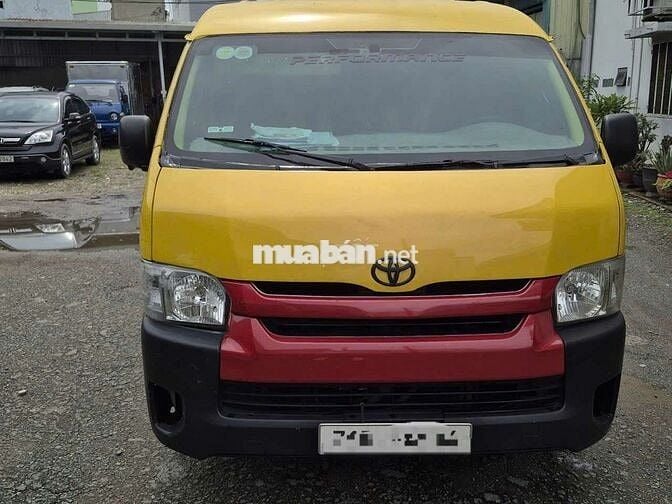 Toyota Hiace 2005-van,máy dầu,6N/850kg