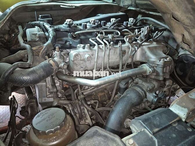 Toyota Hiace 2005-van,máy dầu,6N/850kg