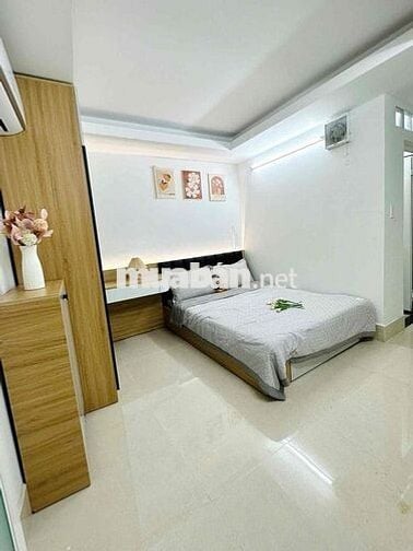 Căn hộ mới 100% 1PN 1PK tách bếp nội thất cao cấp