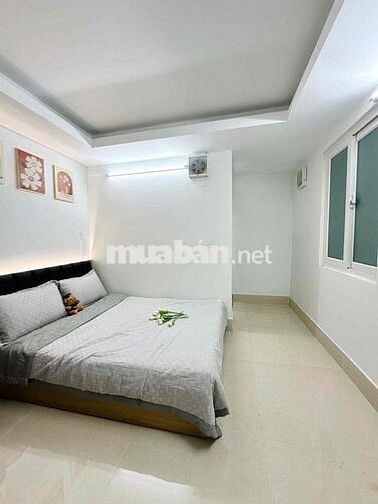 Căn hộ mới 100% 1PN 1PK tách bếp nội thất cao cấp