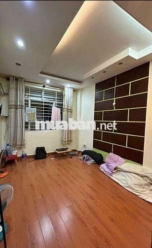 Cho thuê nhà nguyên căn.Đường Cách Mạng Tháng Tám.Phường 13.Quận 10.