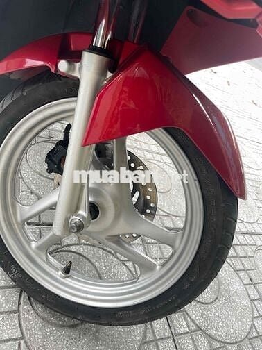 cần bán ab 125/2013 xe rất đẹp nhà sử dụng kĩ !