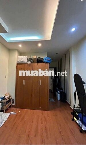 Cho thuê nhà nguyên căn.Đường Cách Mạng Tháng Tám.Phường 13.Quận 10.