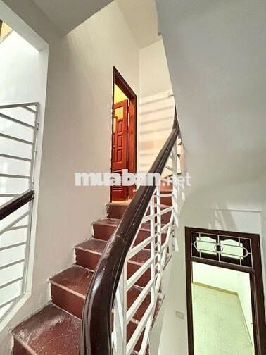 Chính chủ cho thuê nhà LK 146B4, KĐT Đại Kim - Nguyễn Cảnh Dị.