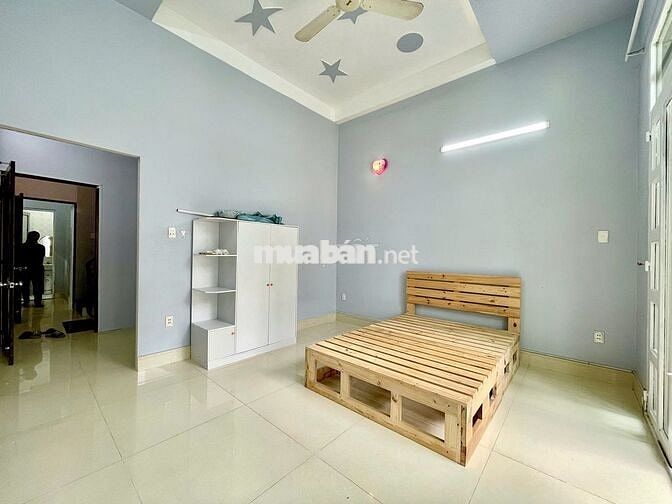 PHÒNG TÁCH BẾP KÈM BAN CÔNG-SIÊU HIẾM Ở HUỲNH TẤN PHÁT GẦN CẦU PHÚ MỸ