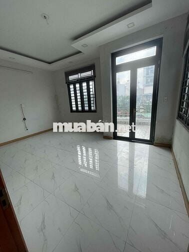 Nhà Nguyên Căn Góc 2 MT Ngay Lê Trọng Tấn. 5,5 x 20m, 3lầu, sân thượng