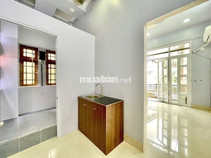 PHÒNG TÁCH BẾP KÈM BAN CÔNG-SIÊU HIẾM Ở HUỲNH TẤN PHÁT GẦN CẦU PHÚ MỸ