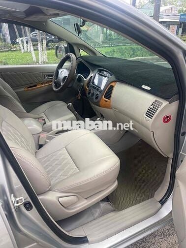 Toyota Innova 2011 G - 160000 km