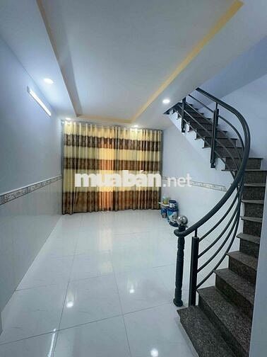 Nhà giá rẻ quận Bình Tân gần chợ siêu thị