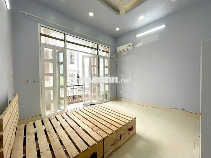 PHÒNG TÁCH BẾP KÈM BAN CÔNG-SIÊU HIẾM Ở HUỲNH TẤN PHÁT GẦN CẦU PHÚ MỸ