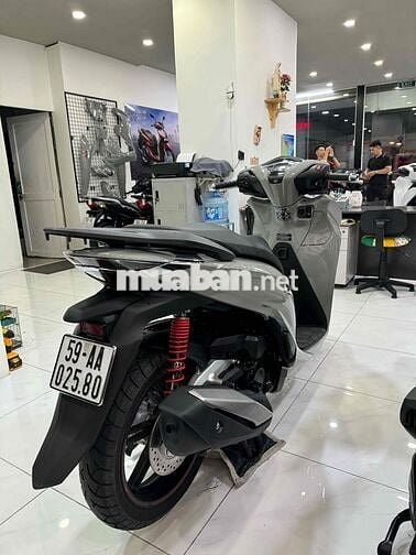 Siêu cọp Sh350 đky 2024 chuẩn 2200 km bsTp