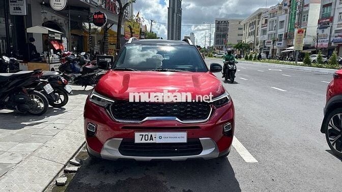 Kia Sonet 2023 Luxury 1.5 AT - 16000 km bảo hành