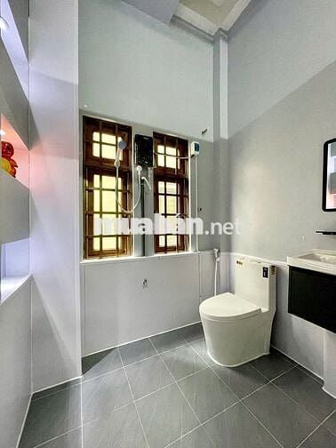 PHÒNG TÁCH BẾP KÈM BAN CÔNG-SIÊU HIẾM Ở HUỲNH TẤN PHÁT GẦN CẦU PHÚ MỸ