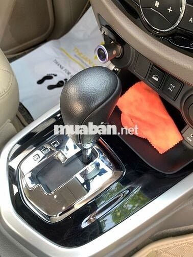 Nissan Navara 2018 VL 2.5 AT 4WD - 39000 km